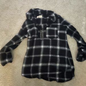 Hollister plat shirt